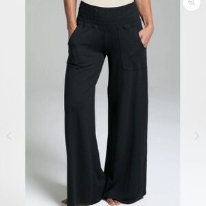 KiraGrace Cozy Boho Yoga Wide Leg Pant Sm Black Smocked Waistband Organic Cozy